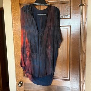 Raquel Allegra silk tie dye v-neck long Henley size 2 which is like a L